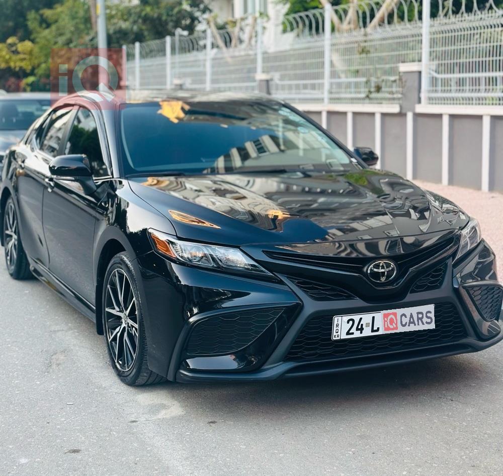 تۆیۆتا کامری